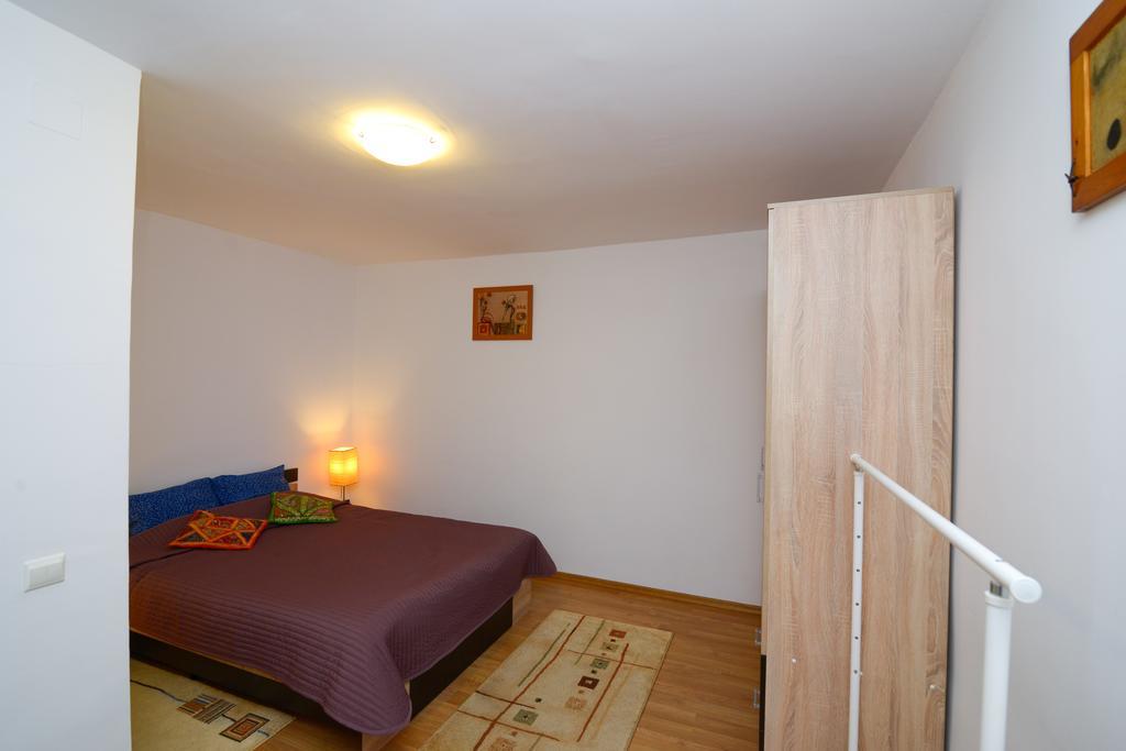 Otopeni Therme Airport Apartment Phòng bức ảnh