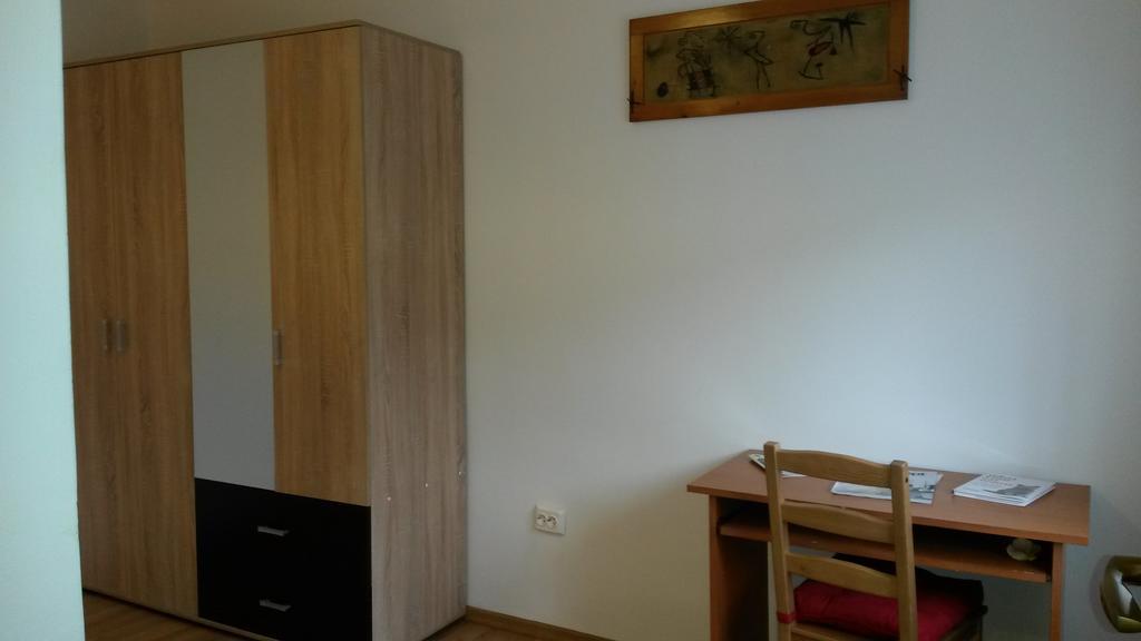 Otopeni Therme Airport Apartment Phòng bức ảnh